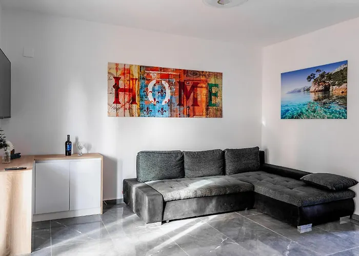 Gorgeous In With Wifi